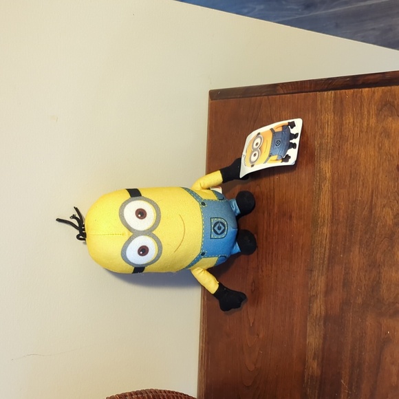 Despicable Me Minion. Toy factory. Tags With A Silver Foil Stamp. - Picture 1 of 4